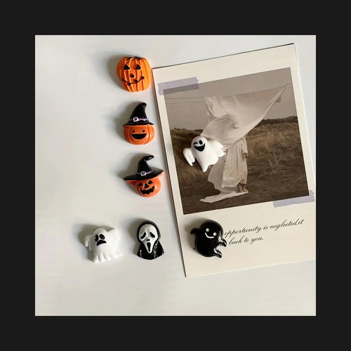 Charming Ghostly Trio Magnets