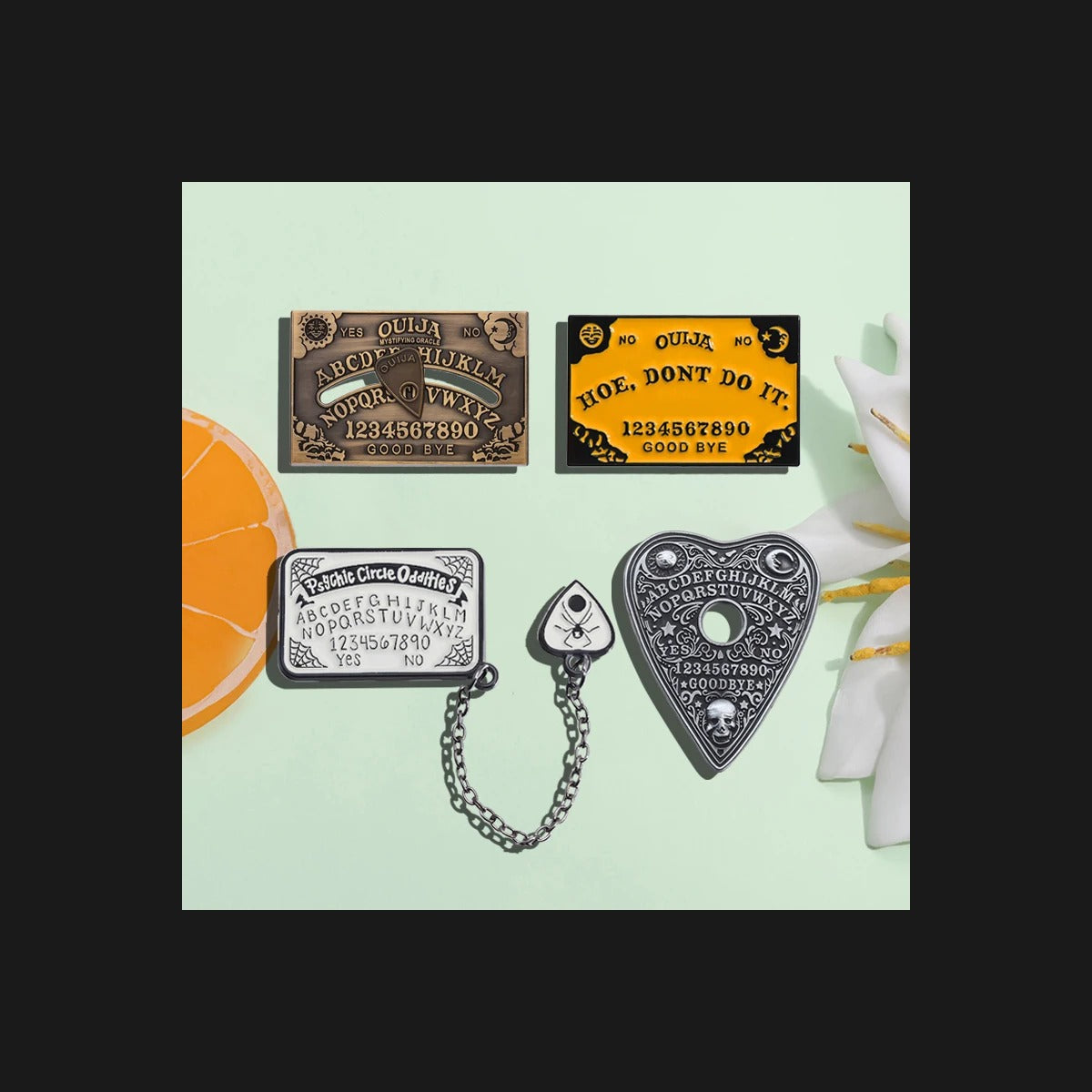 Macabre Ouija Board Keychain Set