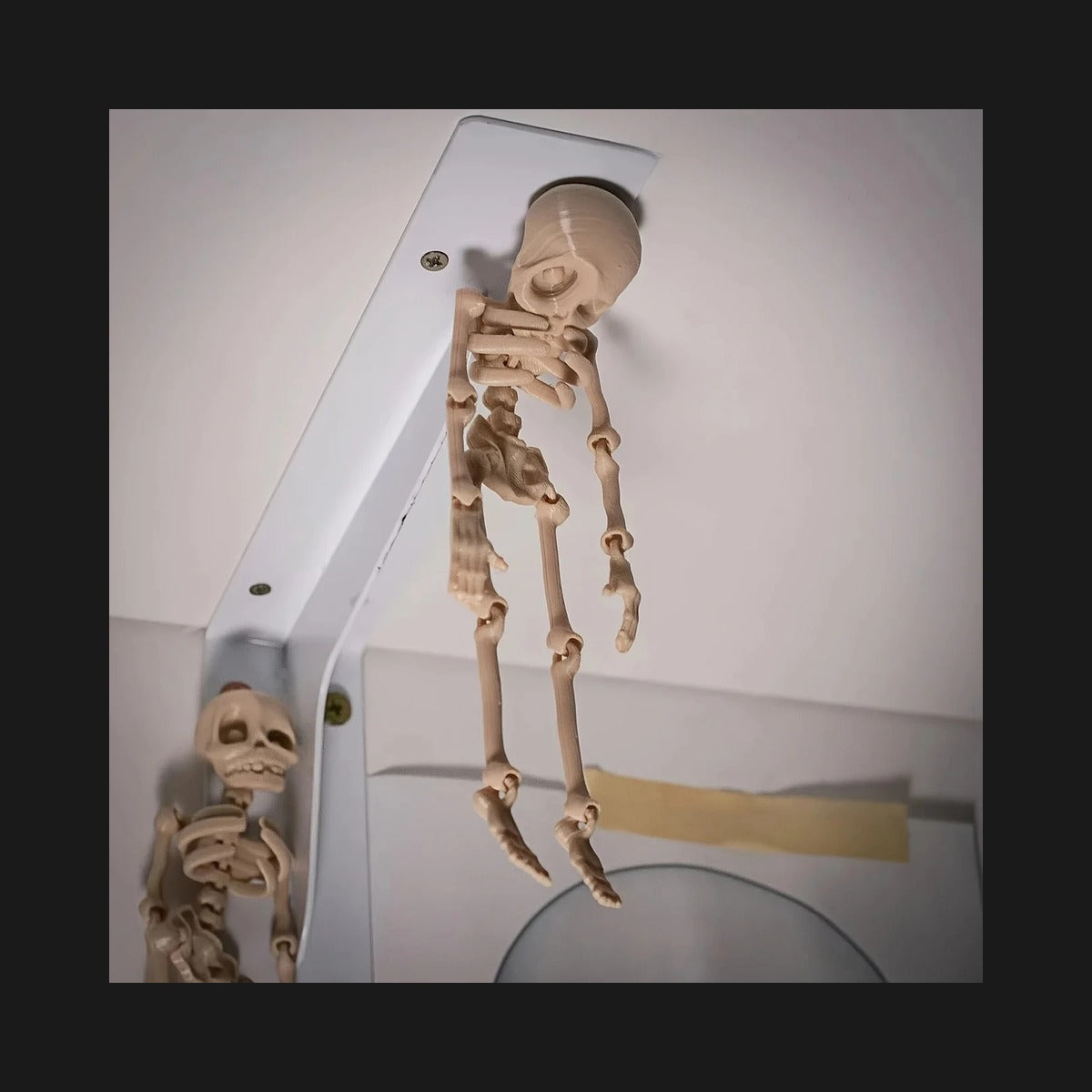 Creepy Hanging Skeleton Mini Toy